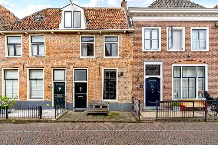 Ellestraat 32 in Elburg foto