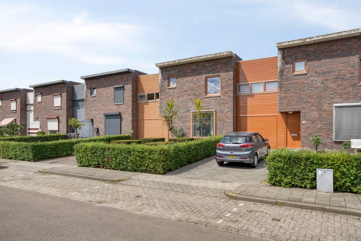 Eloystraat 1G in Geleen foto