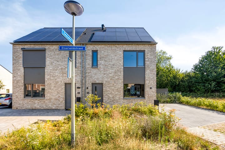 Elserveldstraat 45 in Elsloo foto