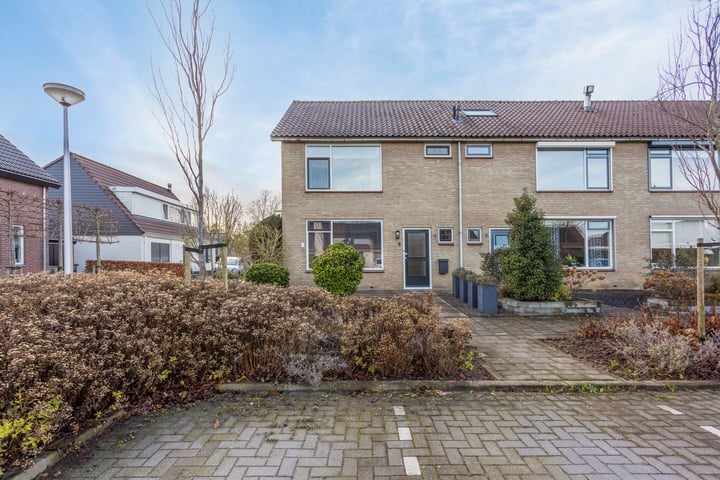 Elzenhof 8 in Streefkerk foto