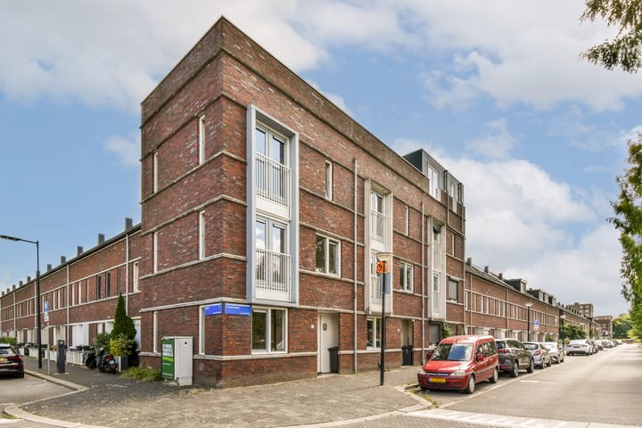 Emanzana 5 in Amsterdam foto