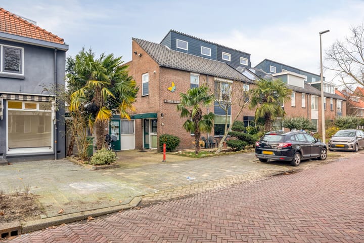 Emmalaan 35A in Alphen aan den Rijn