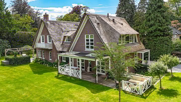 Emmalaan 6 in Baarn foto