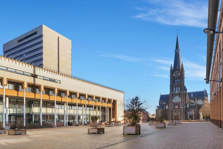 Emmaplein 13 in Schiedam