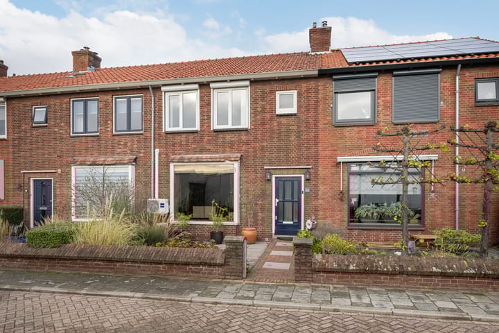 Emmastraat 46 in Monster foto