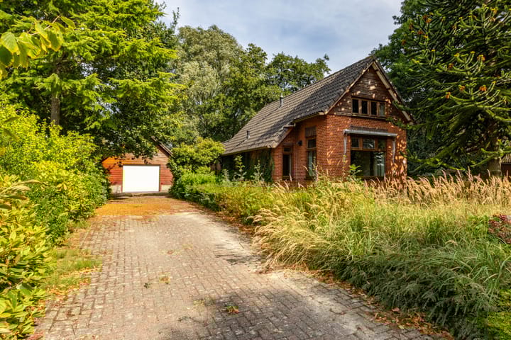 Engelberterweg 43 in Groningen foto