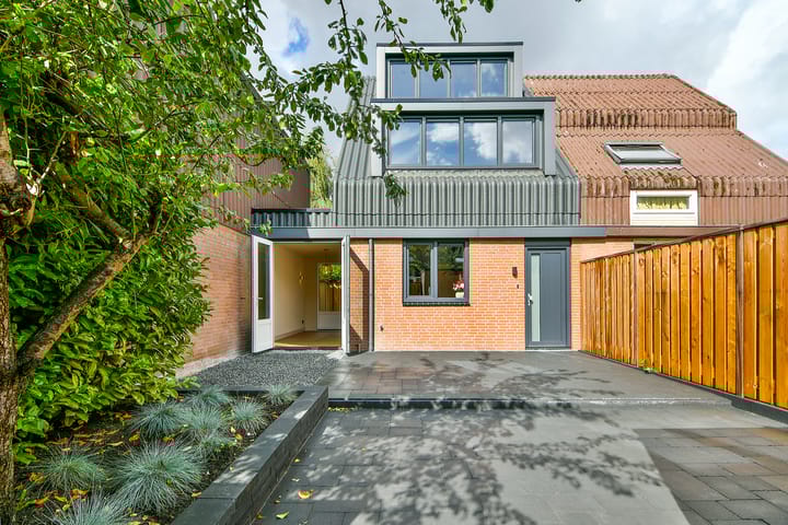 Engelsholm 37 in Hoofddorp foto