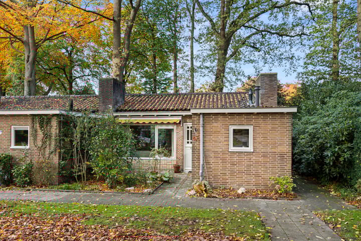 Ericapark 47 in Bennekom foto