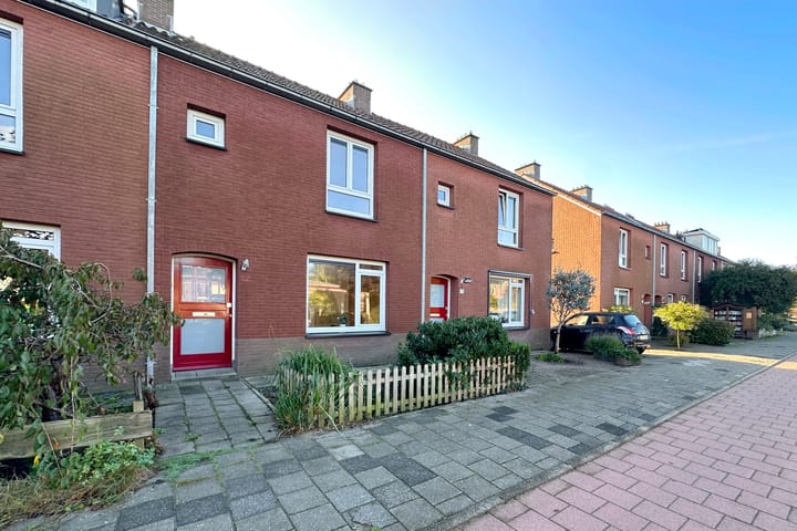 Esdoornlaan 15 in Waddinxveen foto