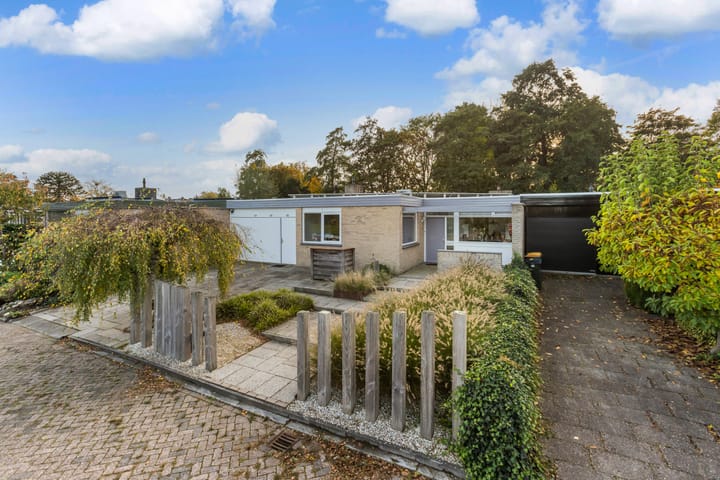 Esdoornlaan 48 in Krimpen aan den IJssel foto