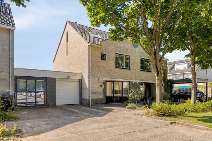 Esdoornplantsoen 41 in Almere foto