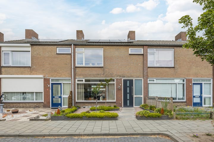 Esdoornstraat 15 in Steenbergen foto
