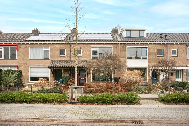 Esdoornstraat 38 in Beek