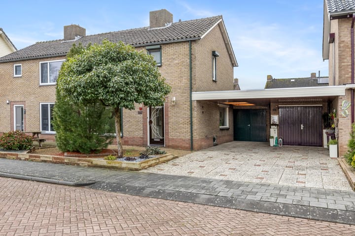 Esdoornstraat 56 in Bemmel foto