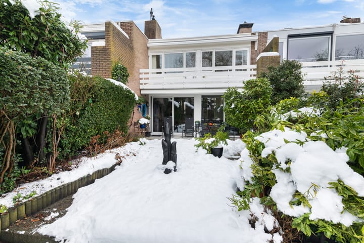 Essenlaan 55 in Woerden