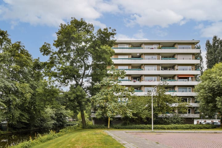 Etna 21 in Amstelveen foto