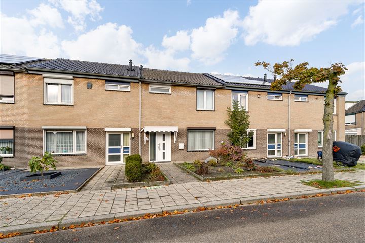 Evertsenstraat 13 in Weert foto