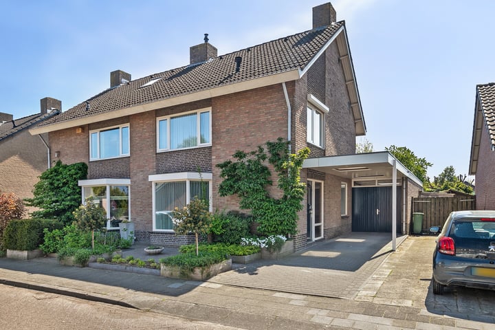 Eviestraat 8 in Riethoven foto