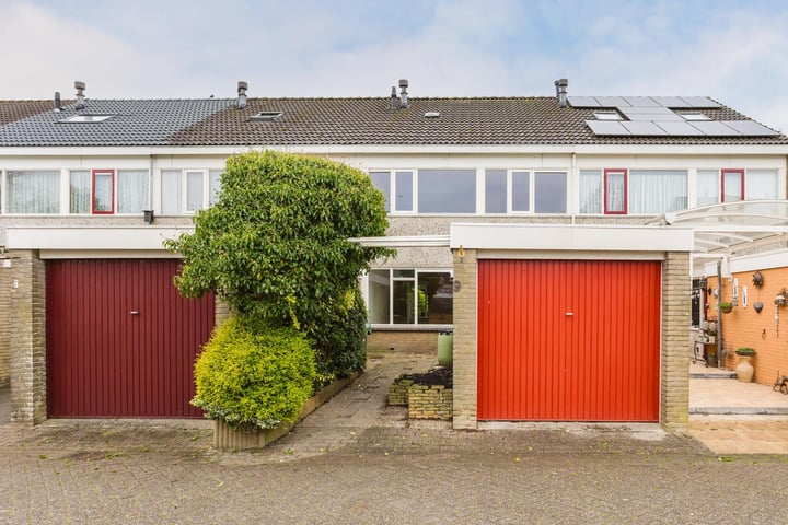 Fedde Schurerwei 9 in Leeuwarden foto