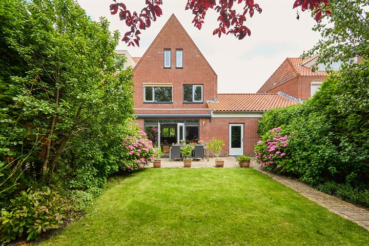 Fedoralaan 23 in Nieuw-Vennep foto