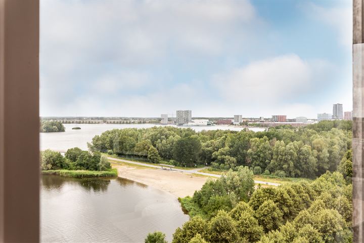 Fellinilaan 106 in Almere foto