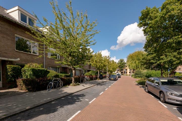 Ferdinand Bolweg 73 in Amstelveen