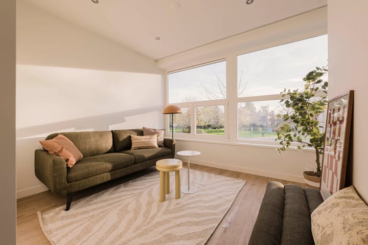 Ferry Ploegerstraat 1B in Amsterdam foto