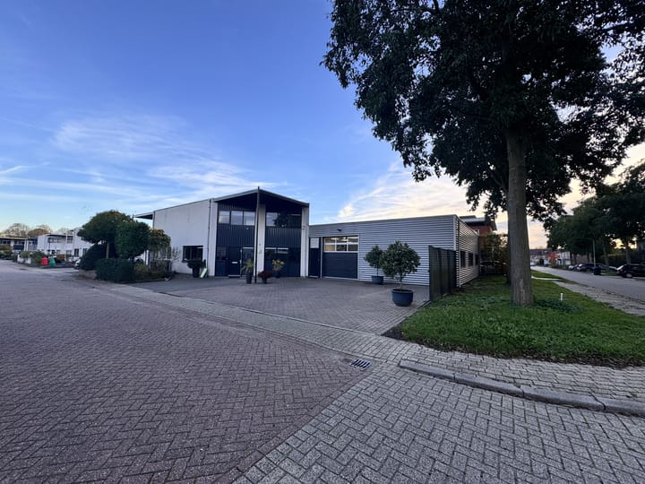 Fioringrasstraat 45 in Almere foto