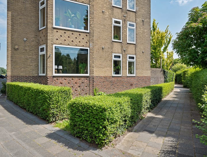 Florakade 280 in Groningen foto