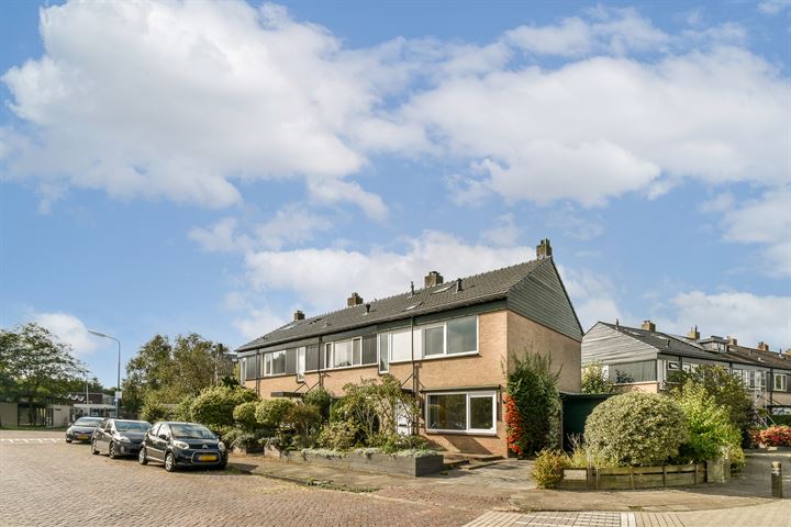 Floraweg 13 in Vreeland foto