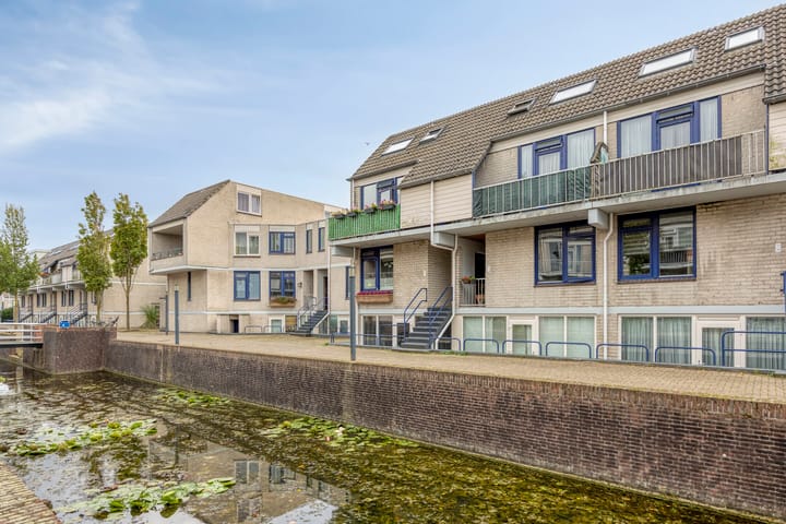 Floris Burgwal 36 in Capelle aan den IJssel foto