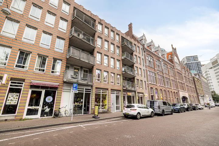 Fluwelen Burgwal 18 in 's-Gravenhage