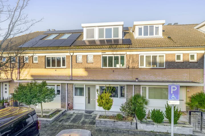 Forsythiastraat 15 in Lisserbroek foto