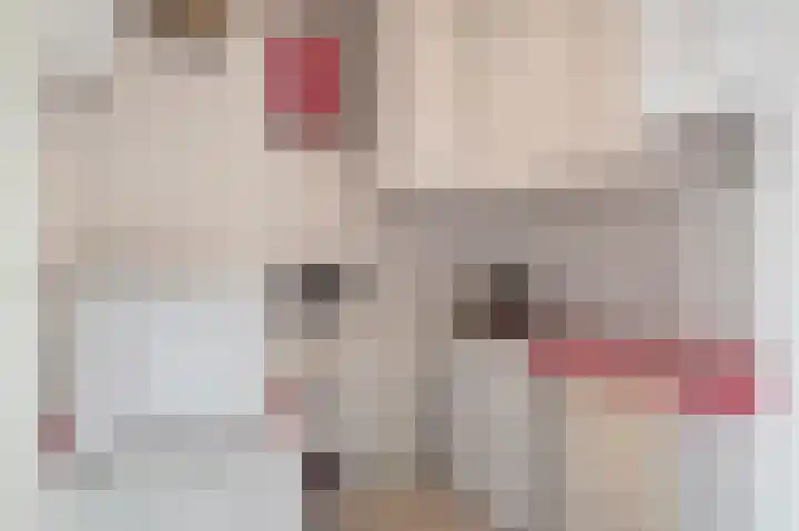 Forum 44 Born thumbnail 17