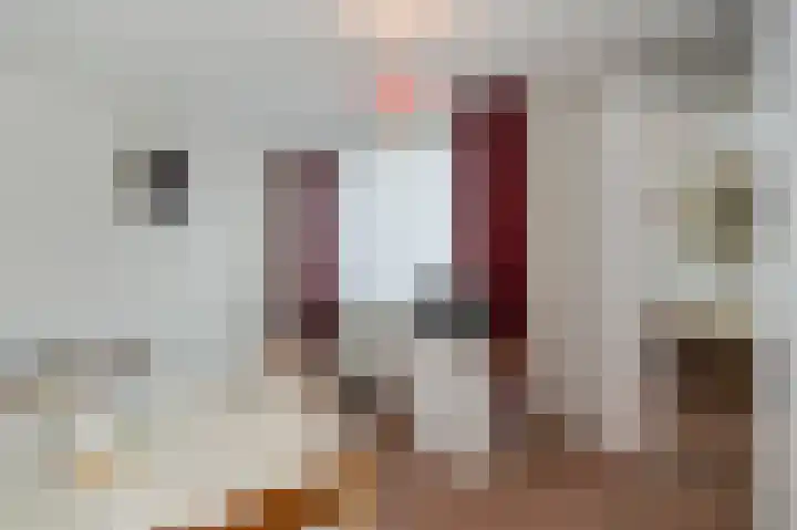 Forum 44 Born thumbnail 19