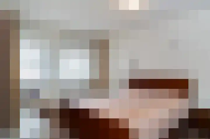 Forum 44 Born thumbnail 22