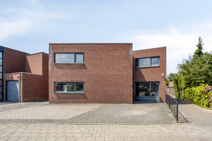 Frankenlaan 24 in Sittard foto