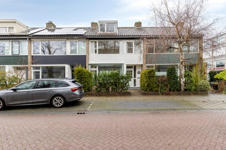 Frans Halsplantsoen 13 in Voorschoten foto