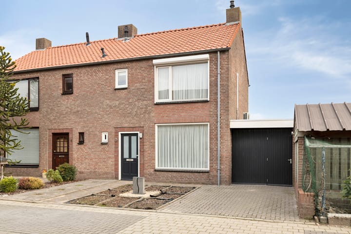 Frans Jansenstraat 2 in Luyksgestel foto