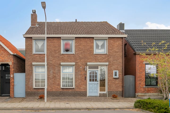 Frederik Hendrikstraat 38 in Lamswaarde foto