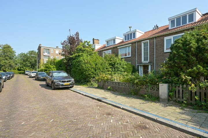 Frederik van Eedenstraat 84 in Voorburg foto