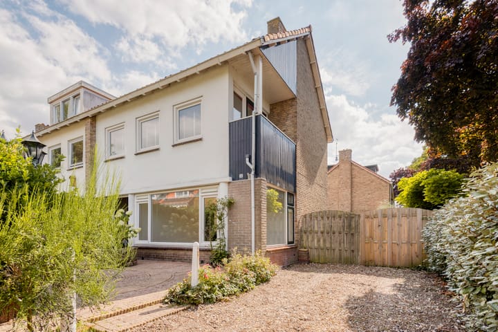 Fresialaan 18 in Bennebroek foto