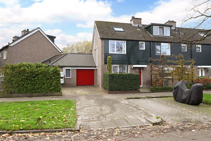 Friesewal 57 in Huizen foto