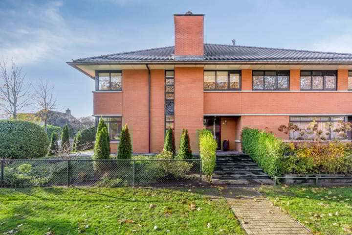 Fruitweg 17 in Almere foto