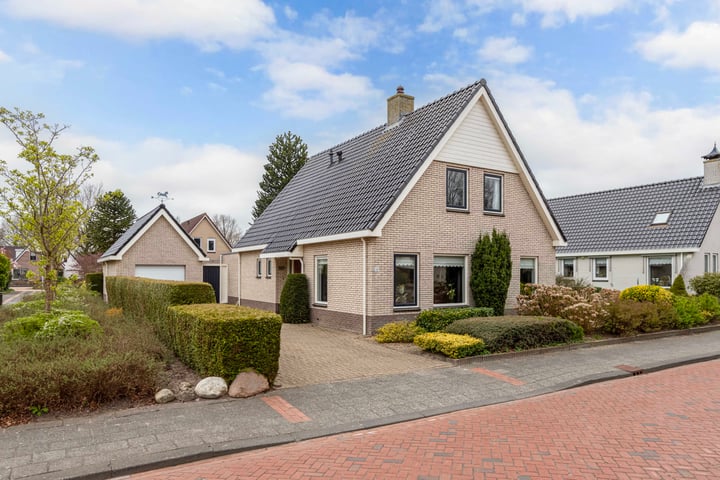 Fûgelliet 16 in Ureterp foto