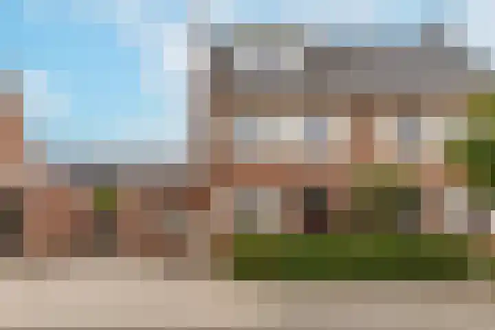 G J Brenkmanlaan 28 in Kesteren
