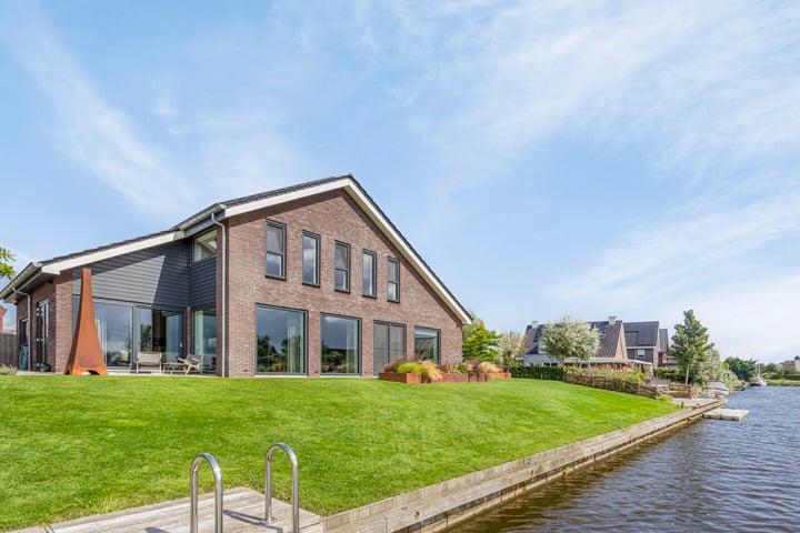 Gebroeders Bonnemastrjitte 25 in Workum foto