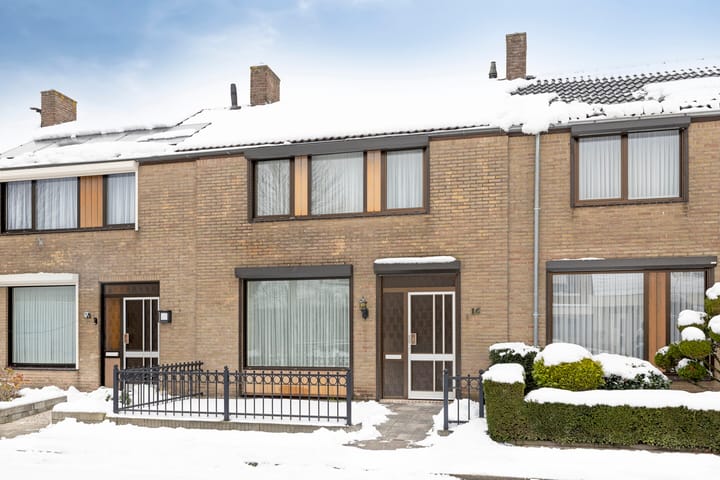 Gebroeders de Koninglaan 16 in Best