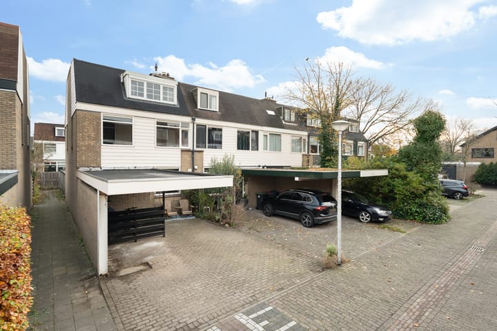 Geerbron 24 in Pijnacker foto