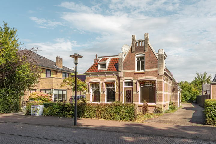 Geert Knolweg 1 in Joure foto